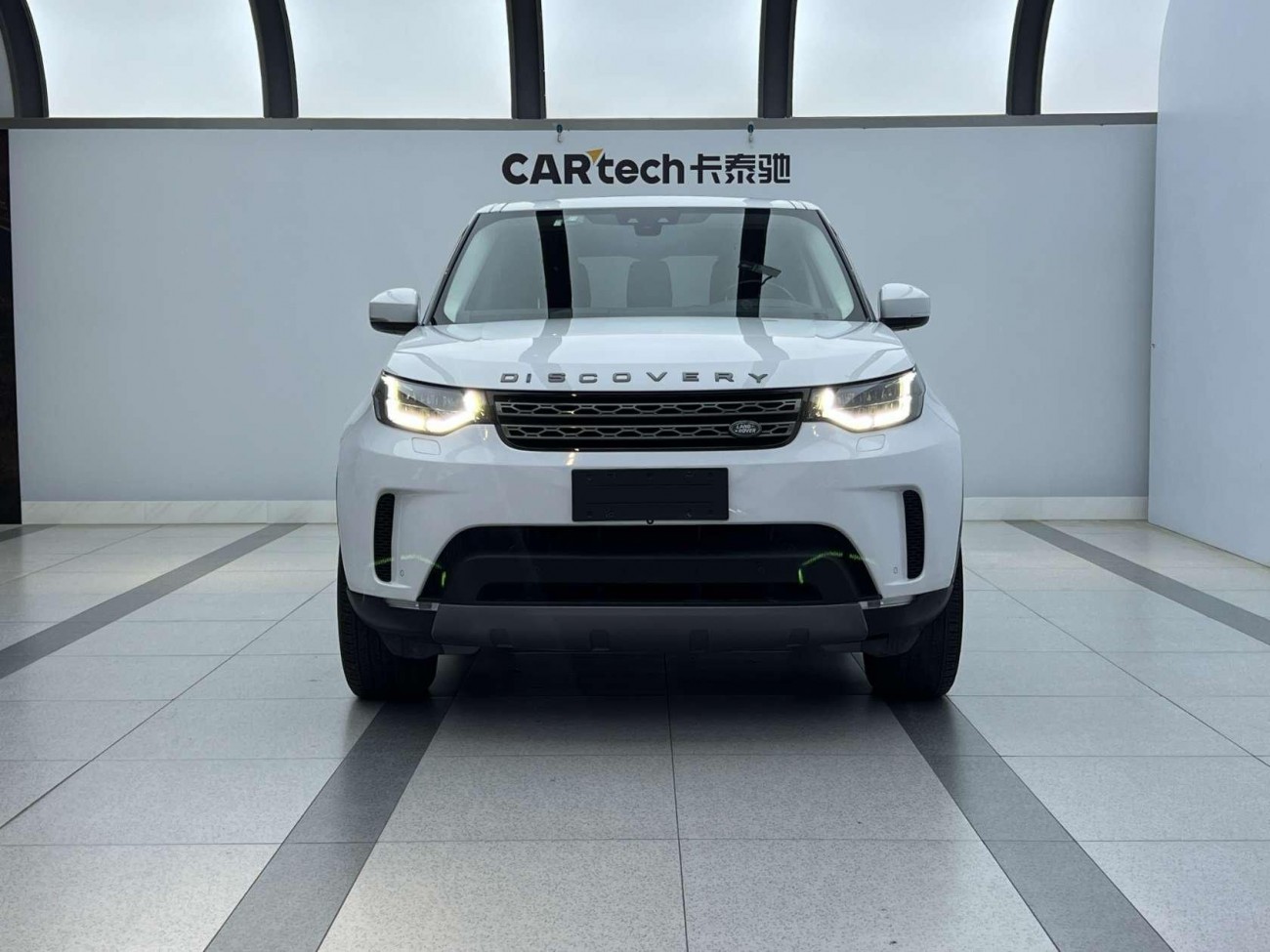 Land Rover Discovery 2018