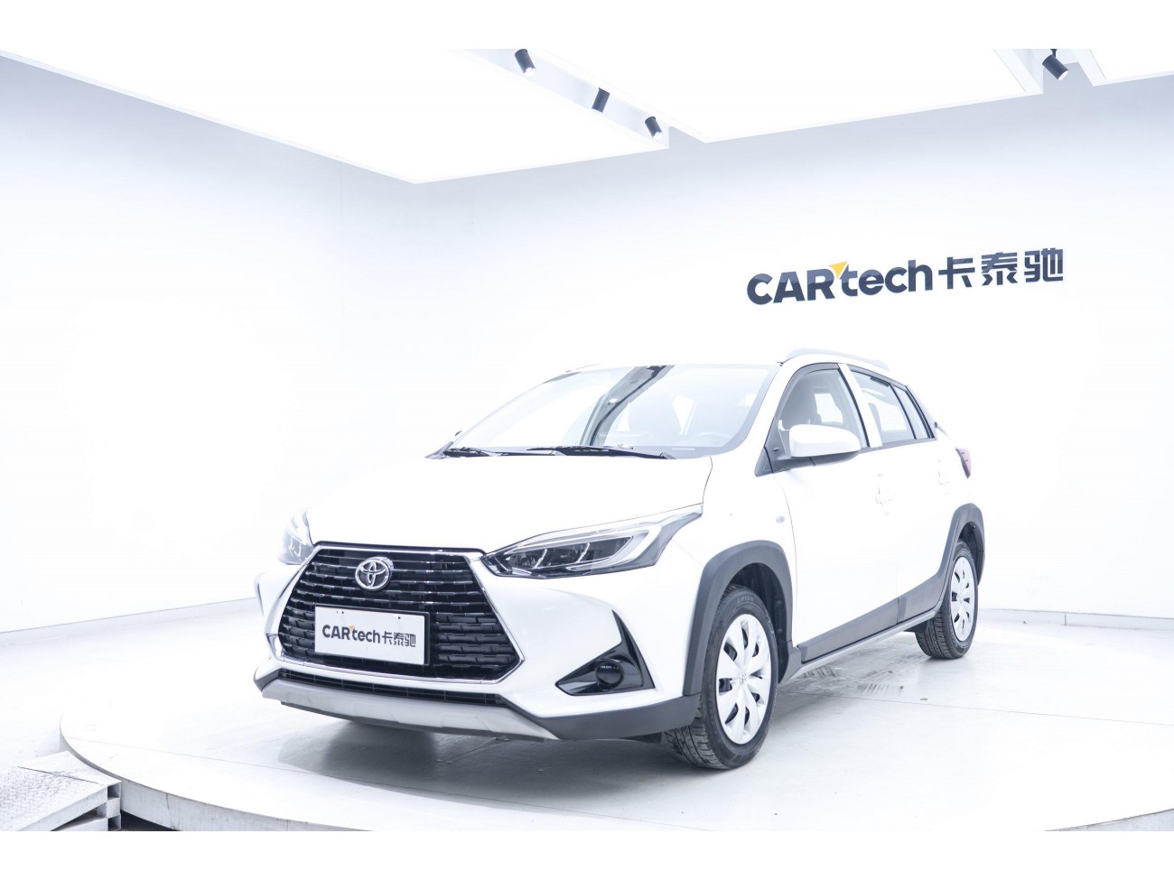 Toyota YARiS L 2023