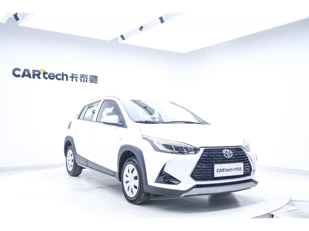 Toyota YARiS L 2023