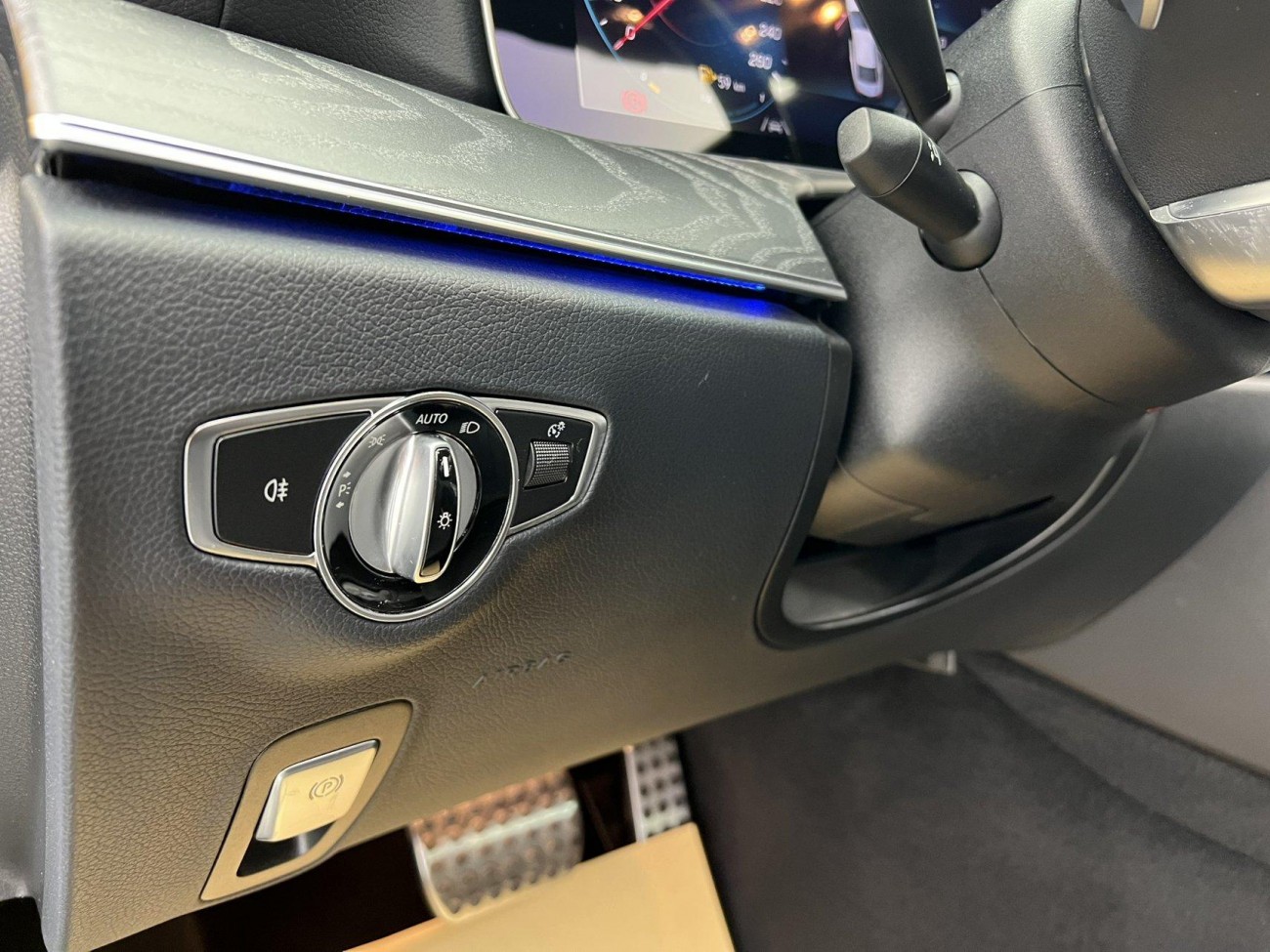 Mercedes-Benz CLS 300 2021