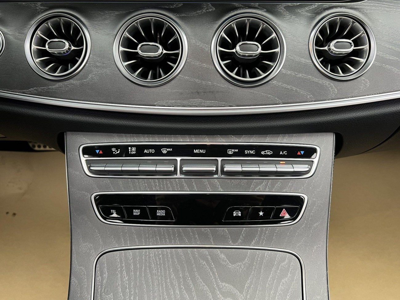Mercedes-Benz CLS 300 2021