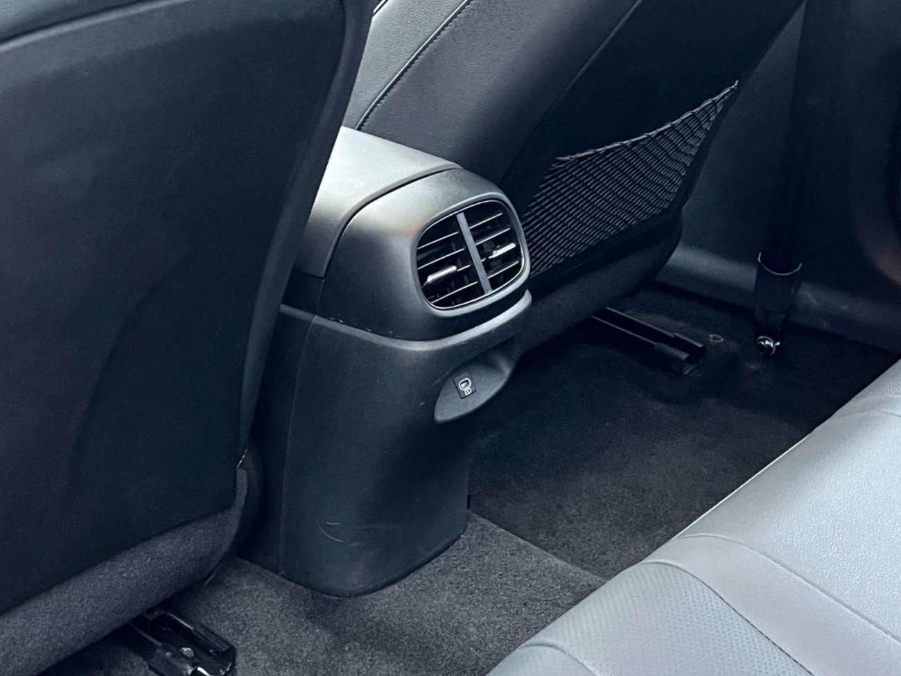 Hyundai Elantra 2024