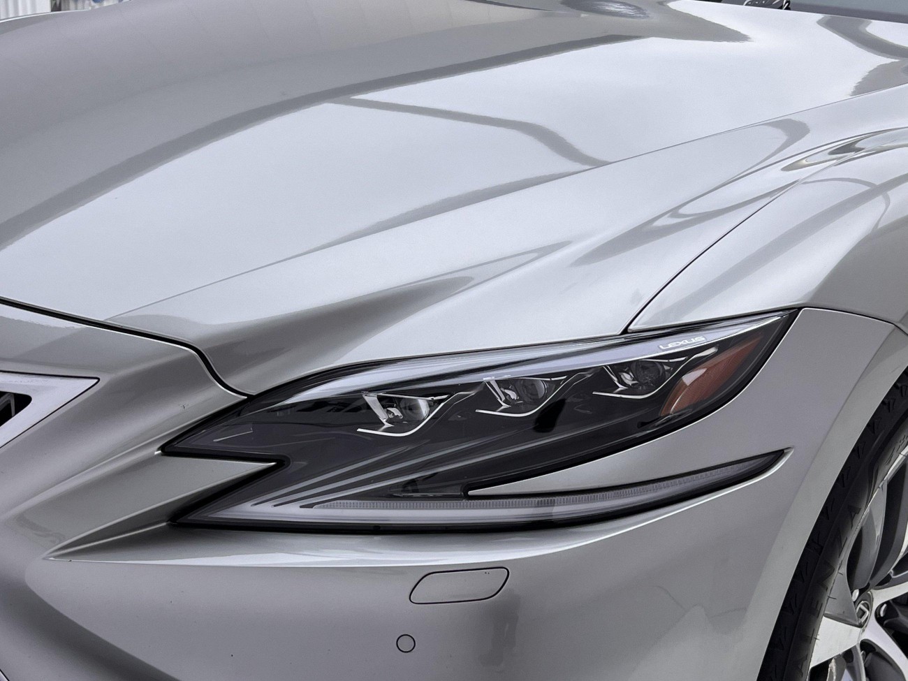 Lexus LS 500h 2020