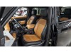 Land Rover Defender 2024