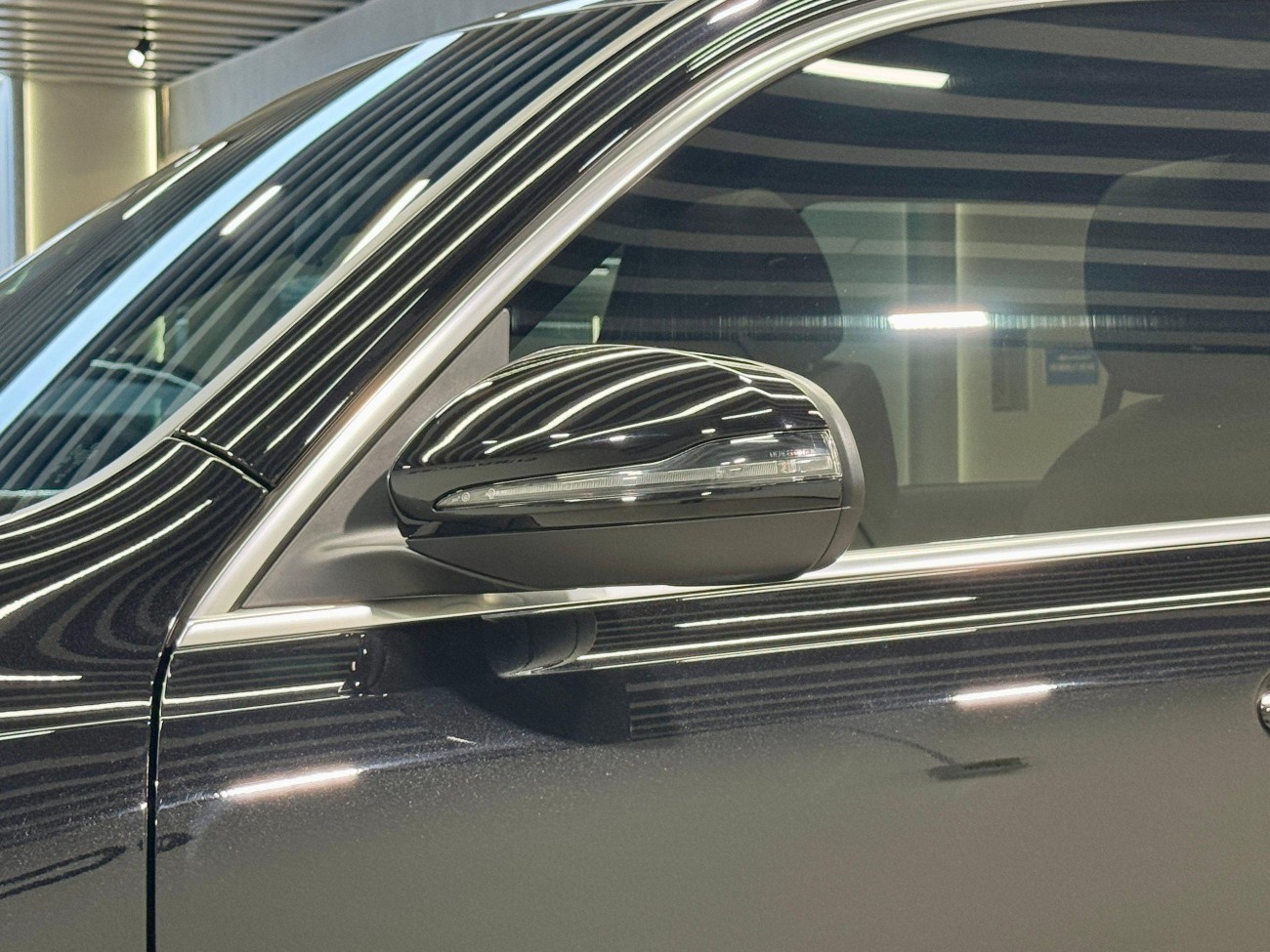 Mercedes-Benz GLB 2024