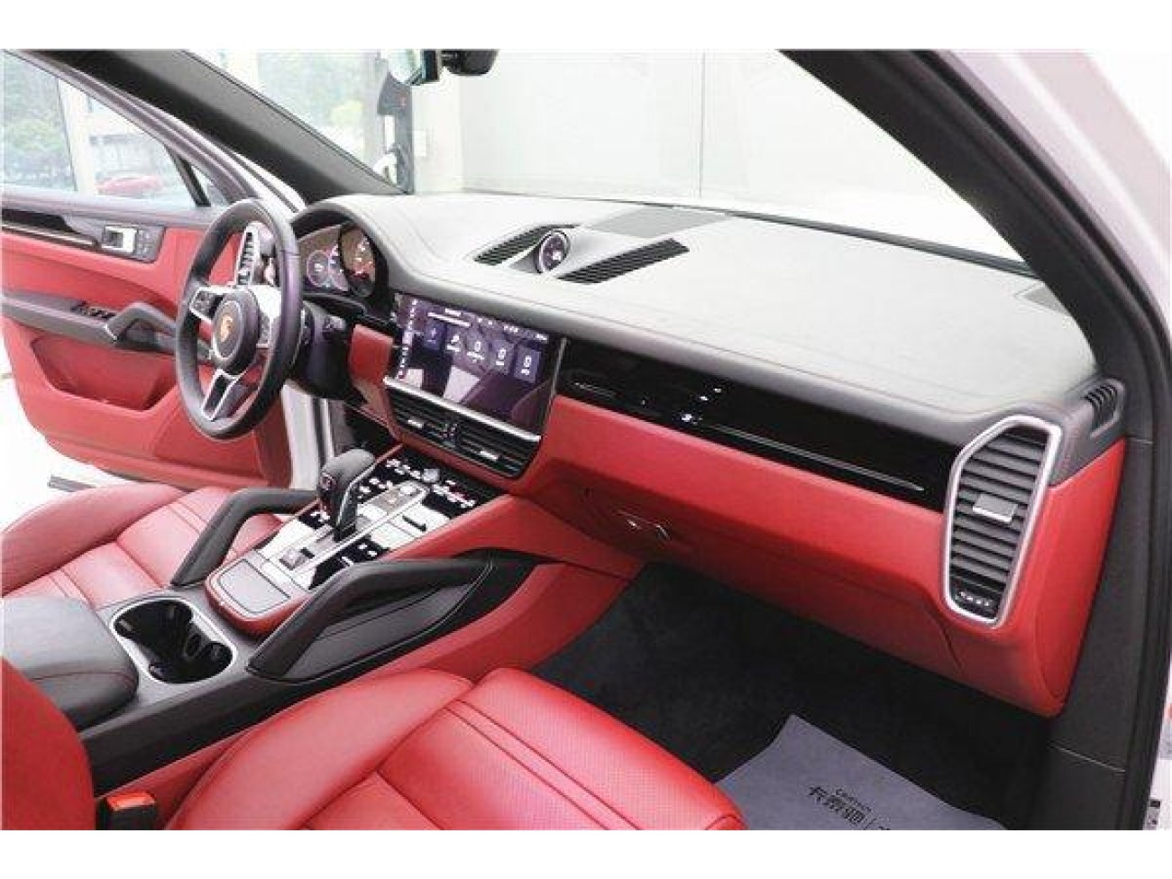 Porsche Cayenne 2020