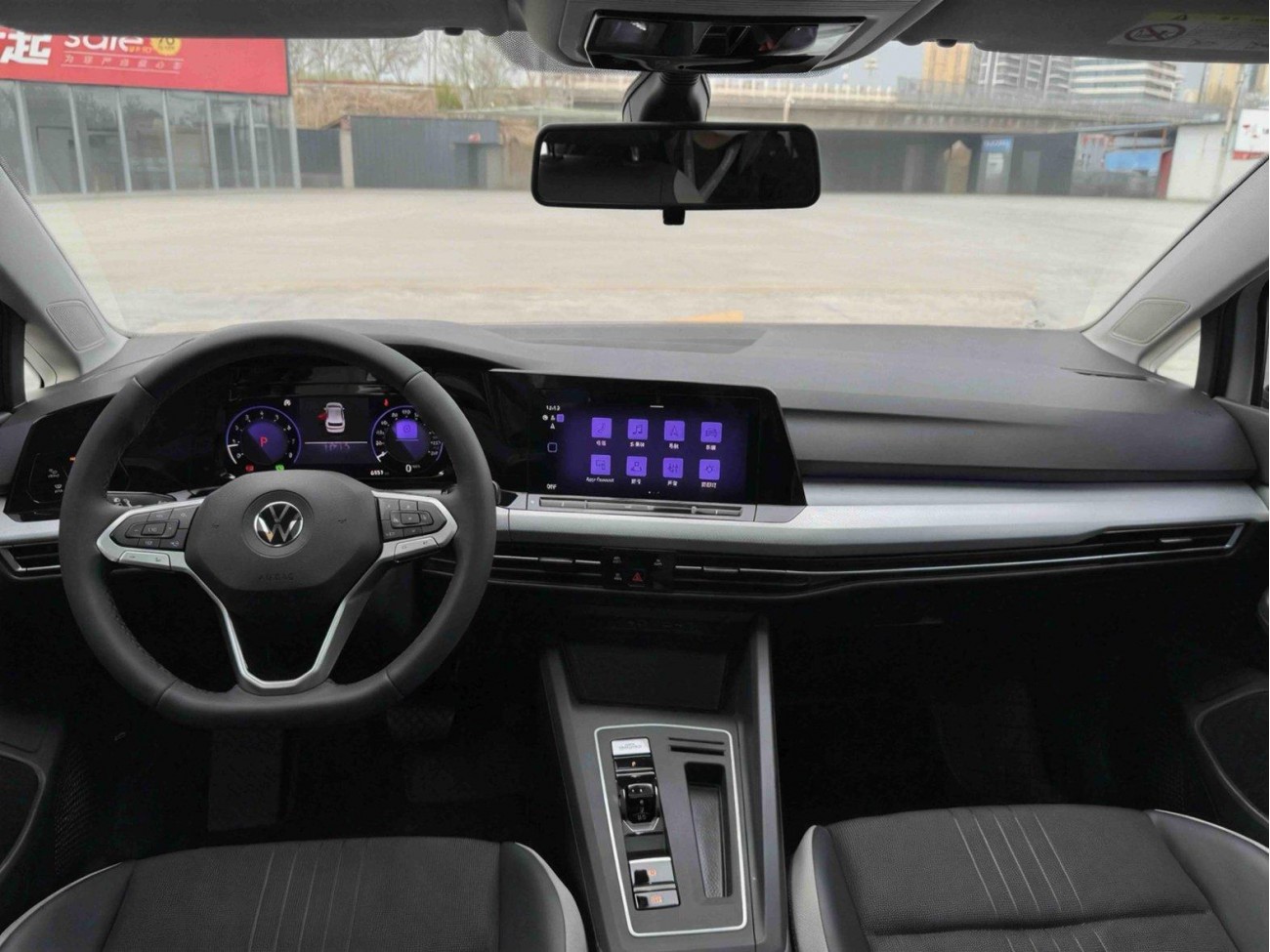 Volkswagen Golf 2025