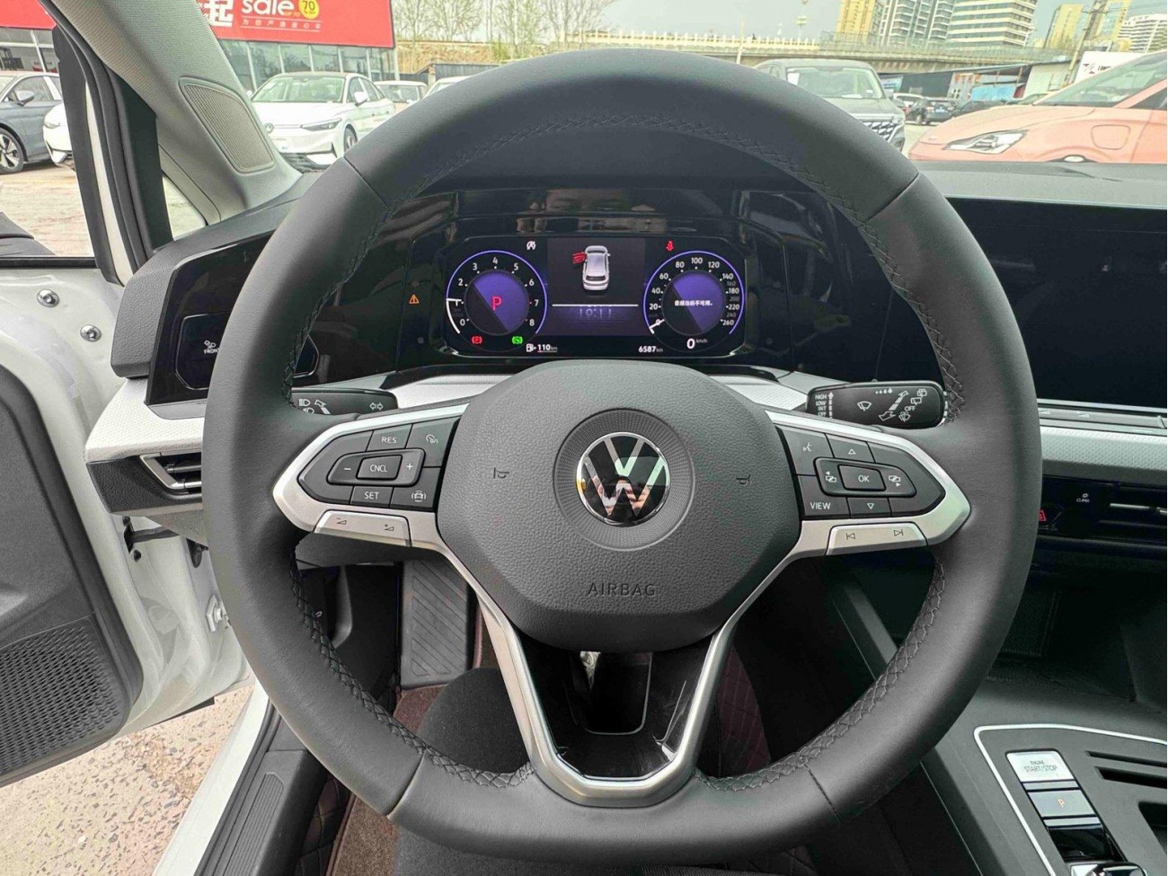 Volkswagen Golf 2025