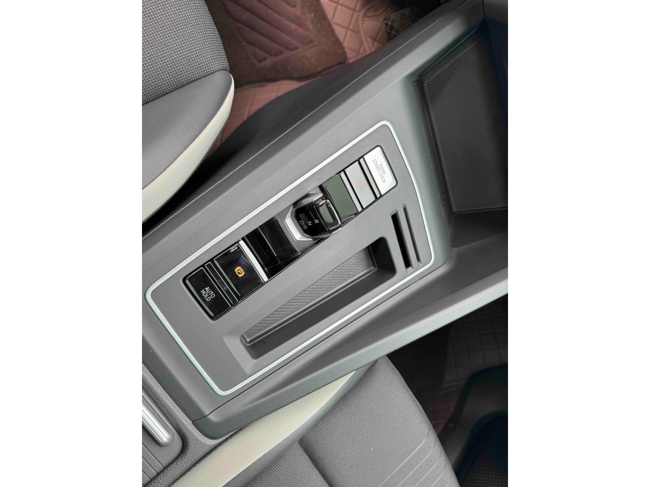 Volkswagen Golf 2025