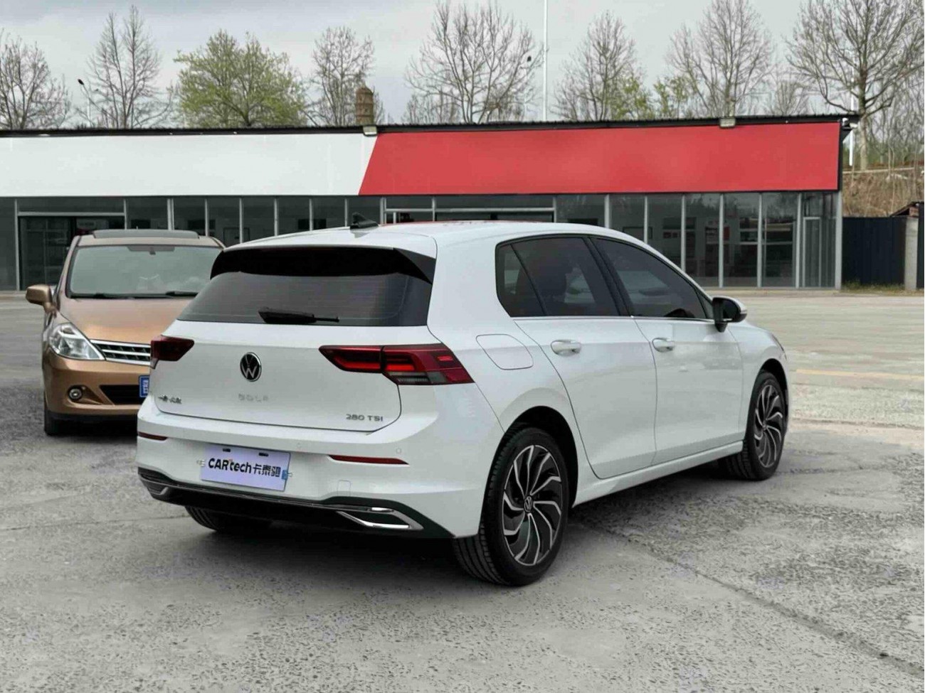 Volkswagen Golf 2025