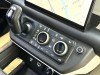 Land Rover Defender 2023
