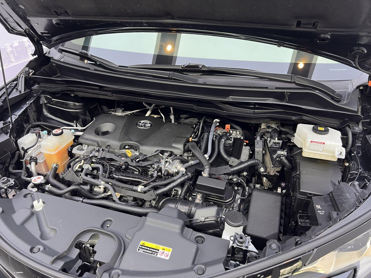 Toyota Granvia 2023