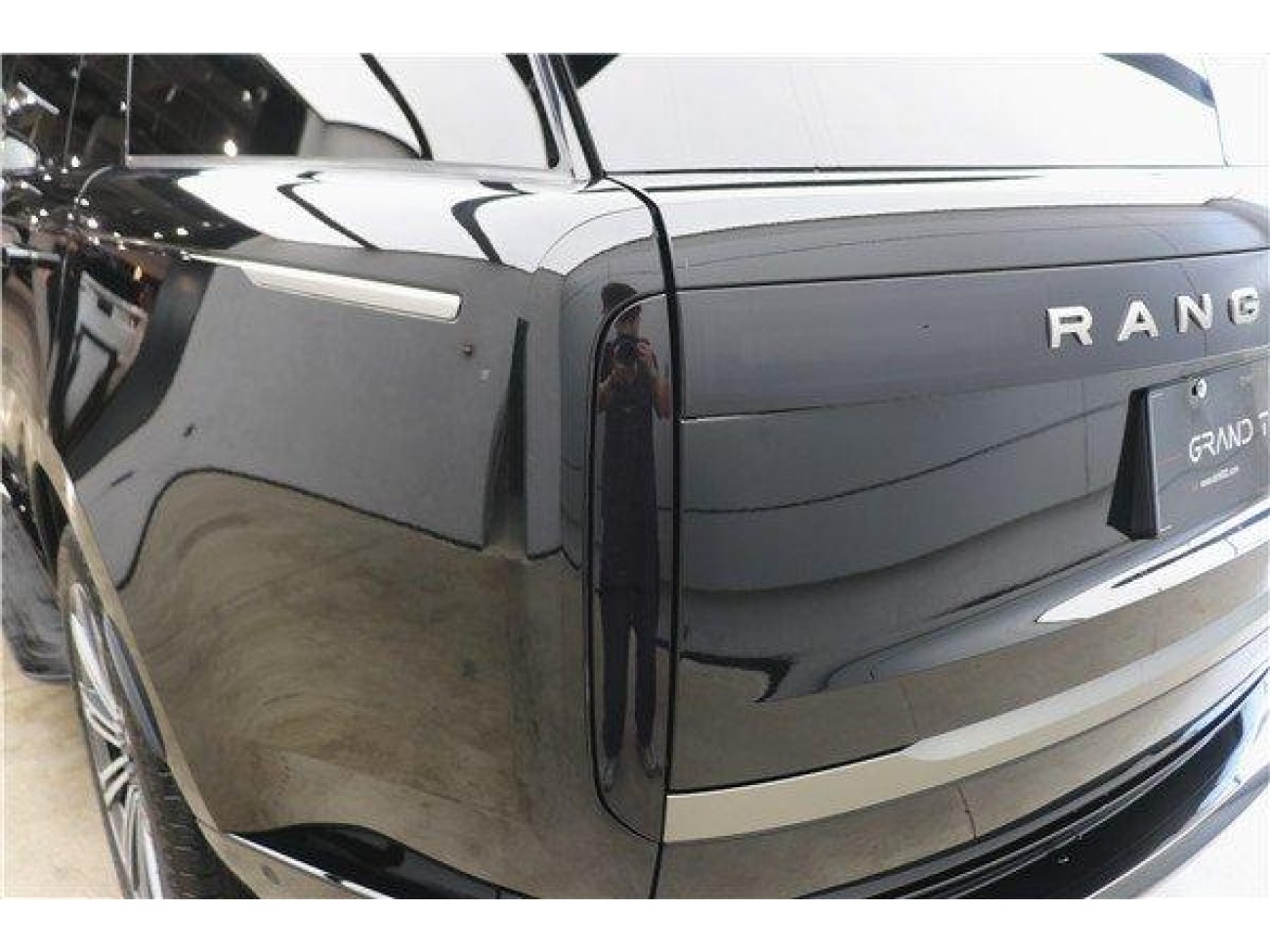 Land Rover Range Rover 2024