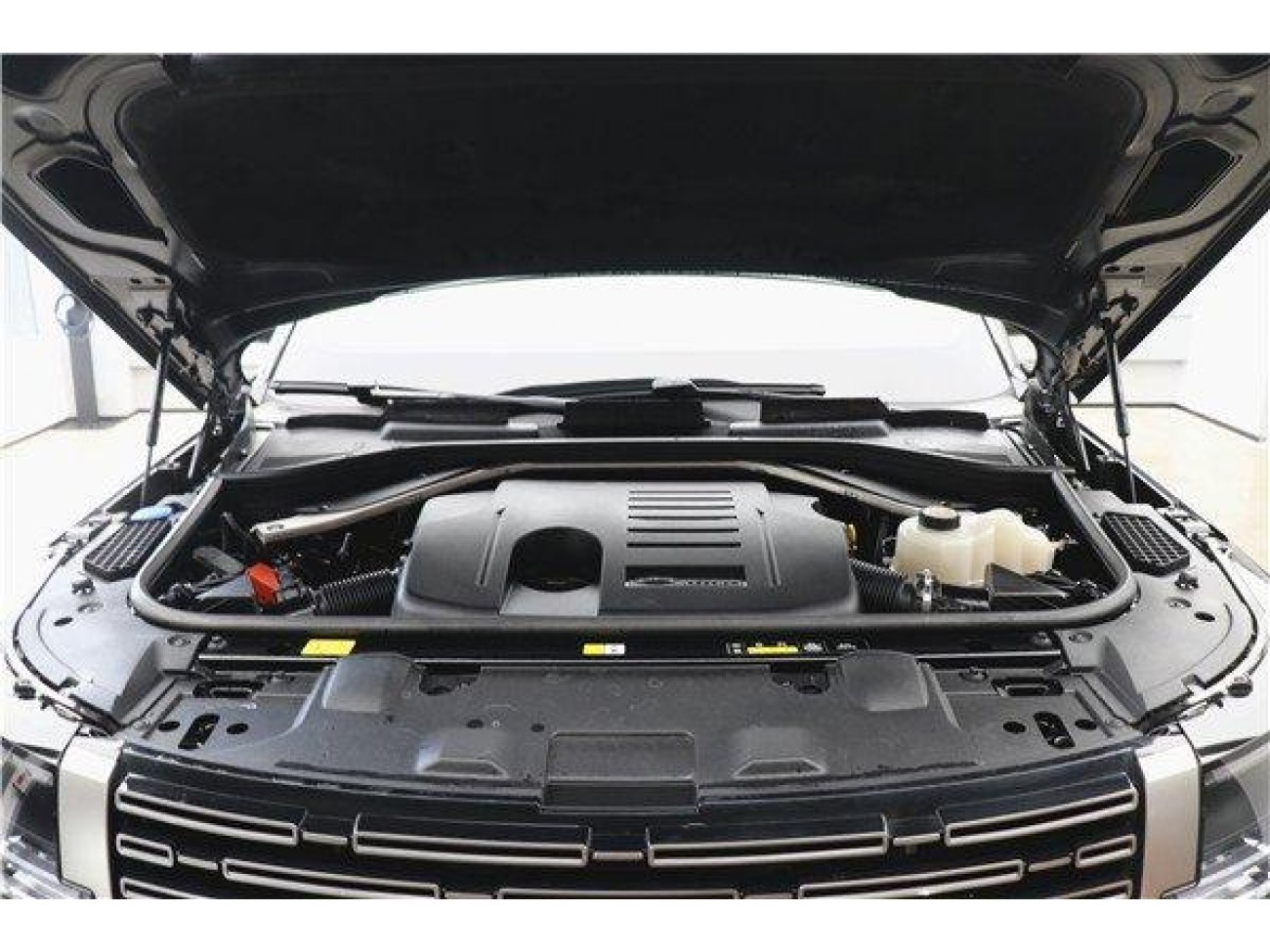 Land Rover Range Rover 2024