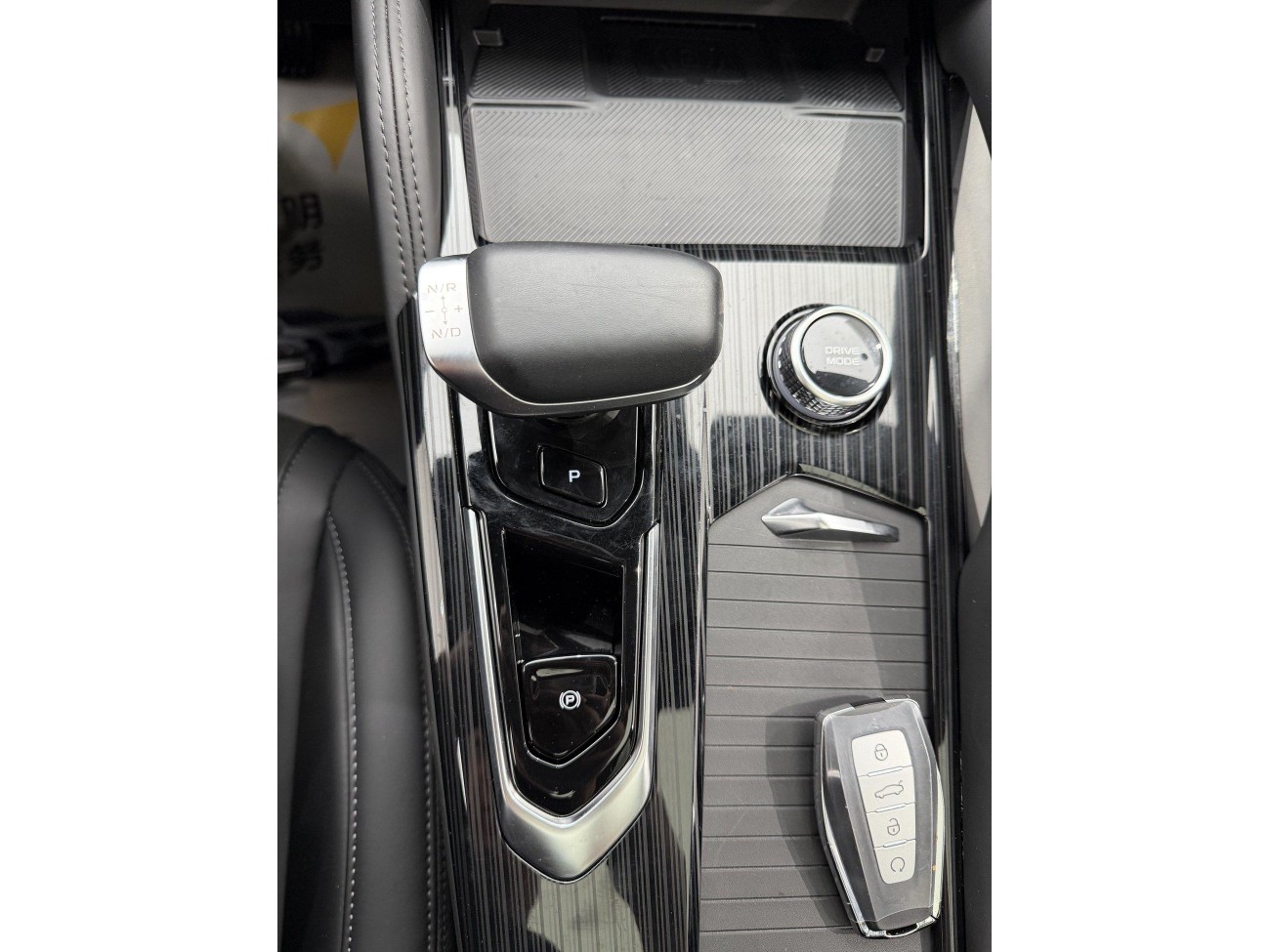 Geely Xingyue L 2024
