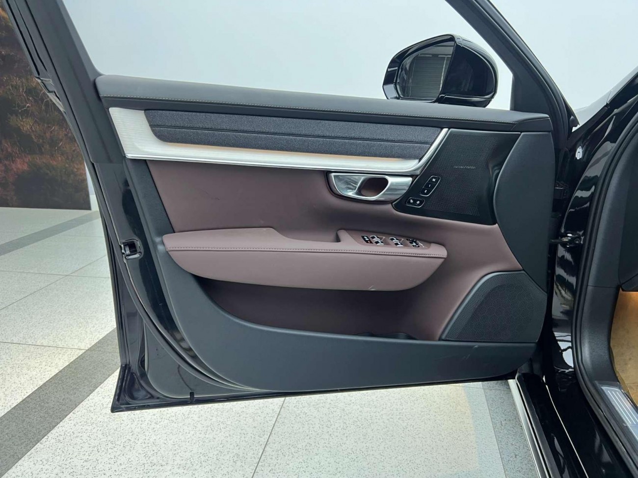 Volvo S90 2026