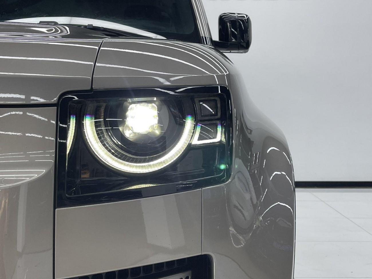 Land Rover Defender 2022