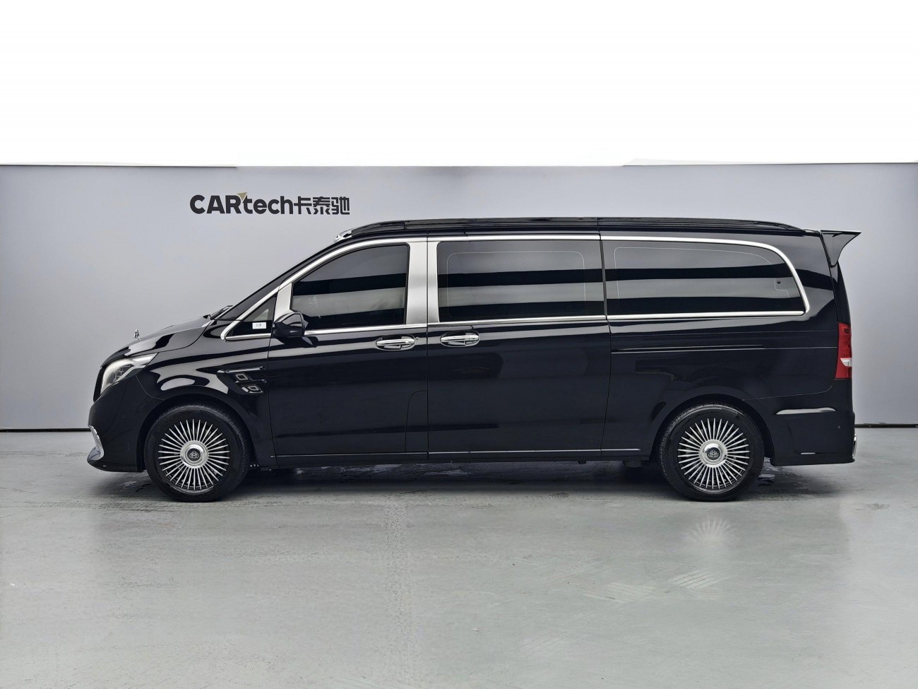 Mercedes-Benz Vito 2024