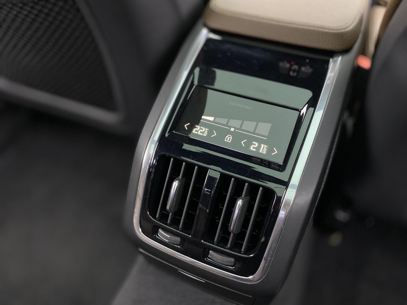 Volvo S90 2022