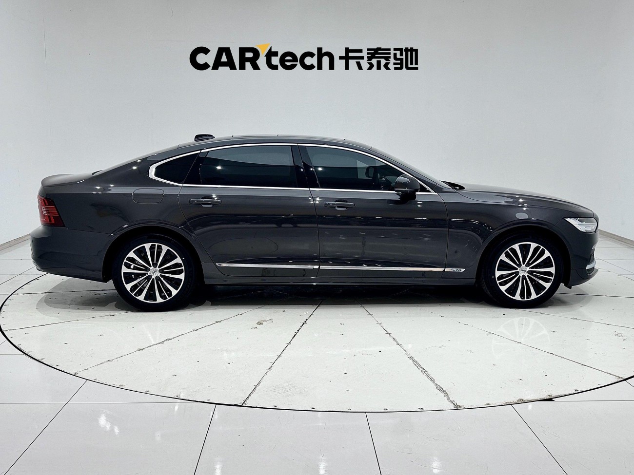 Volvo S90 2024