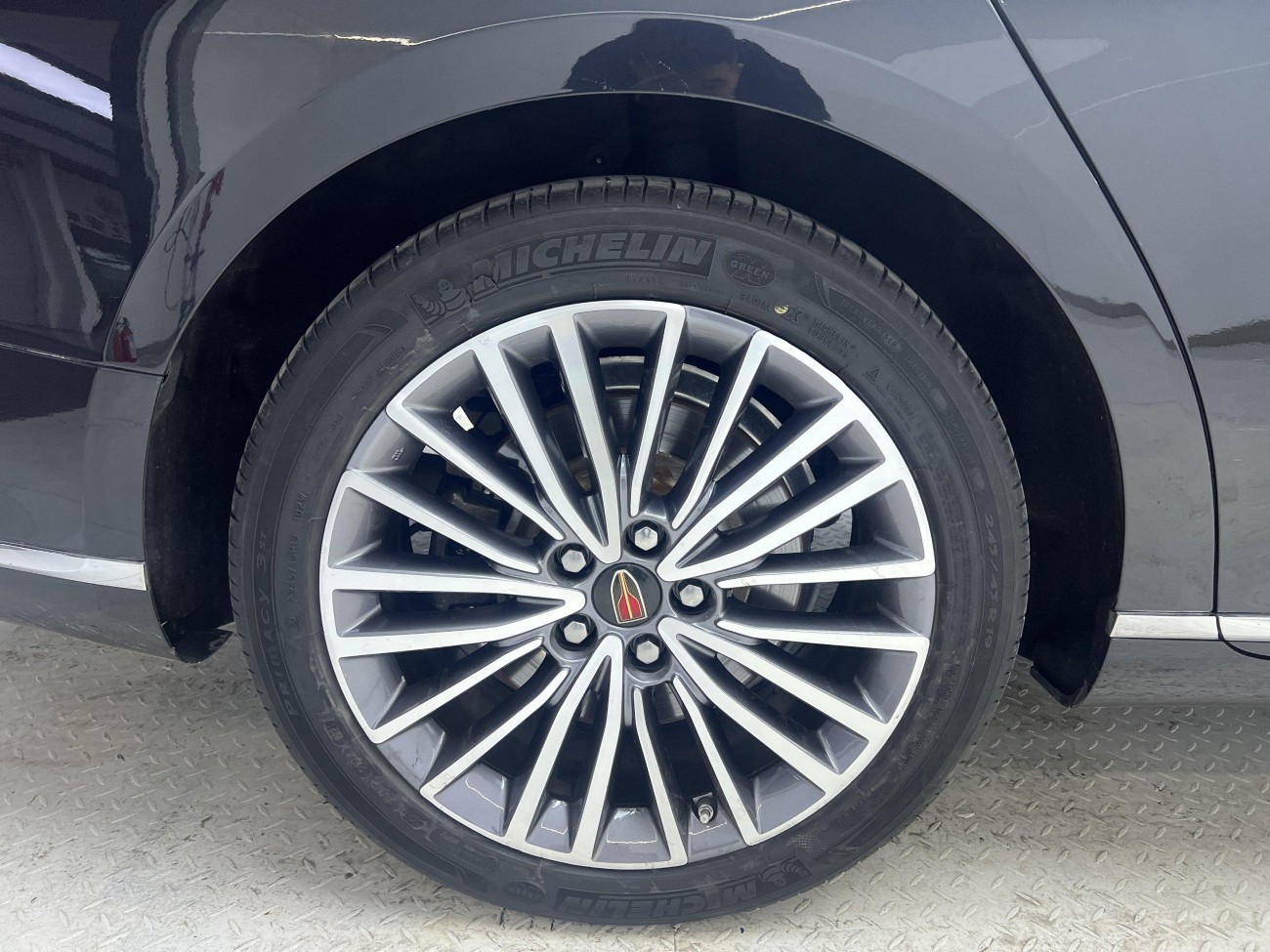 Hongqi H9 2022
