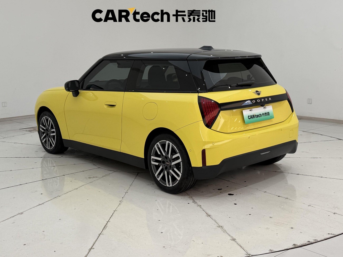 Mini Cooper 2024