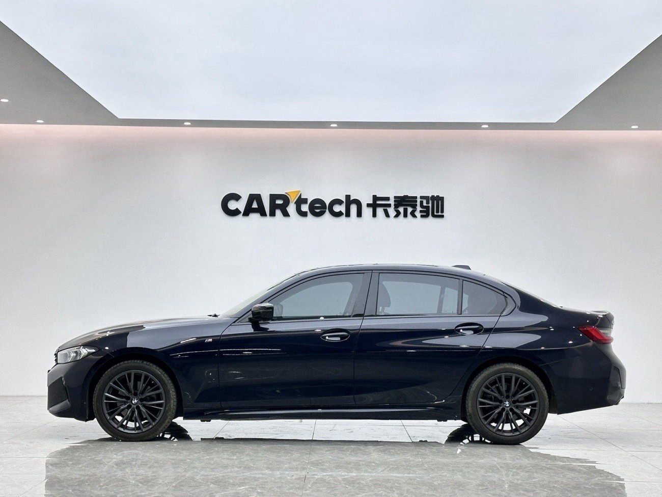 BMW 325Li 2023
