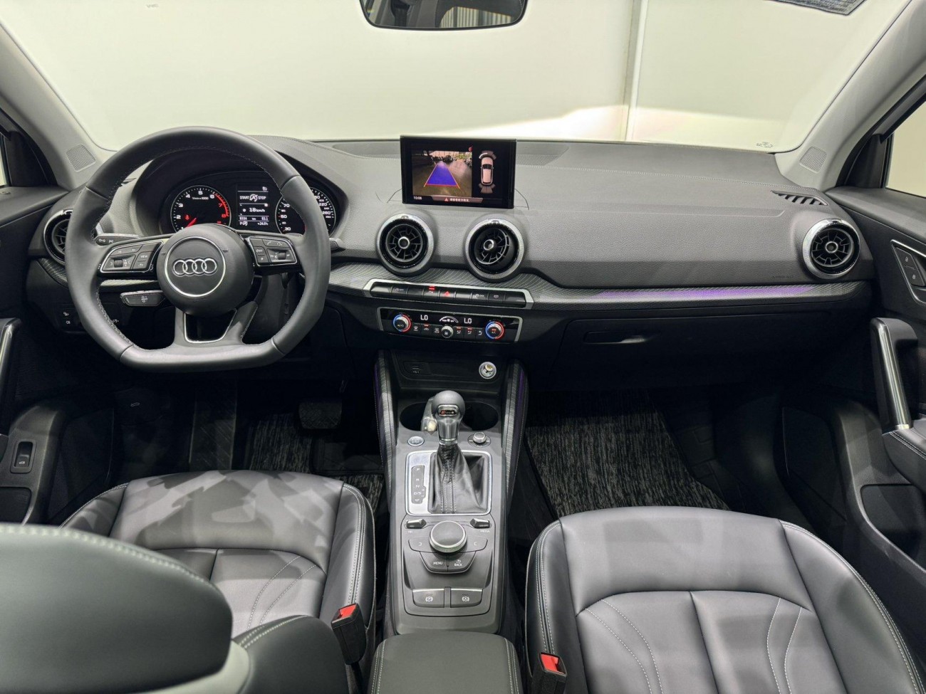 Audi Q2L 35 TFSI 2025