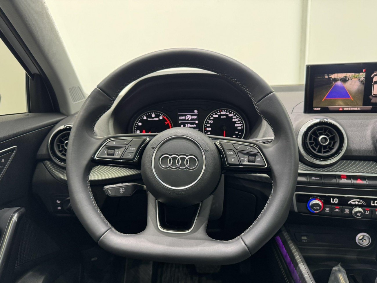 Audi Q2L 35 TFSI 2025