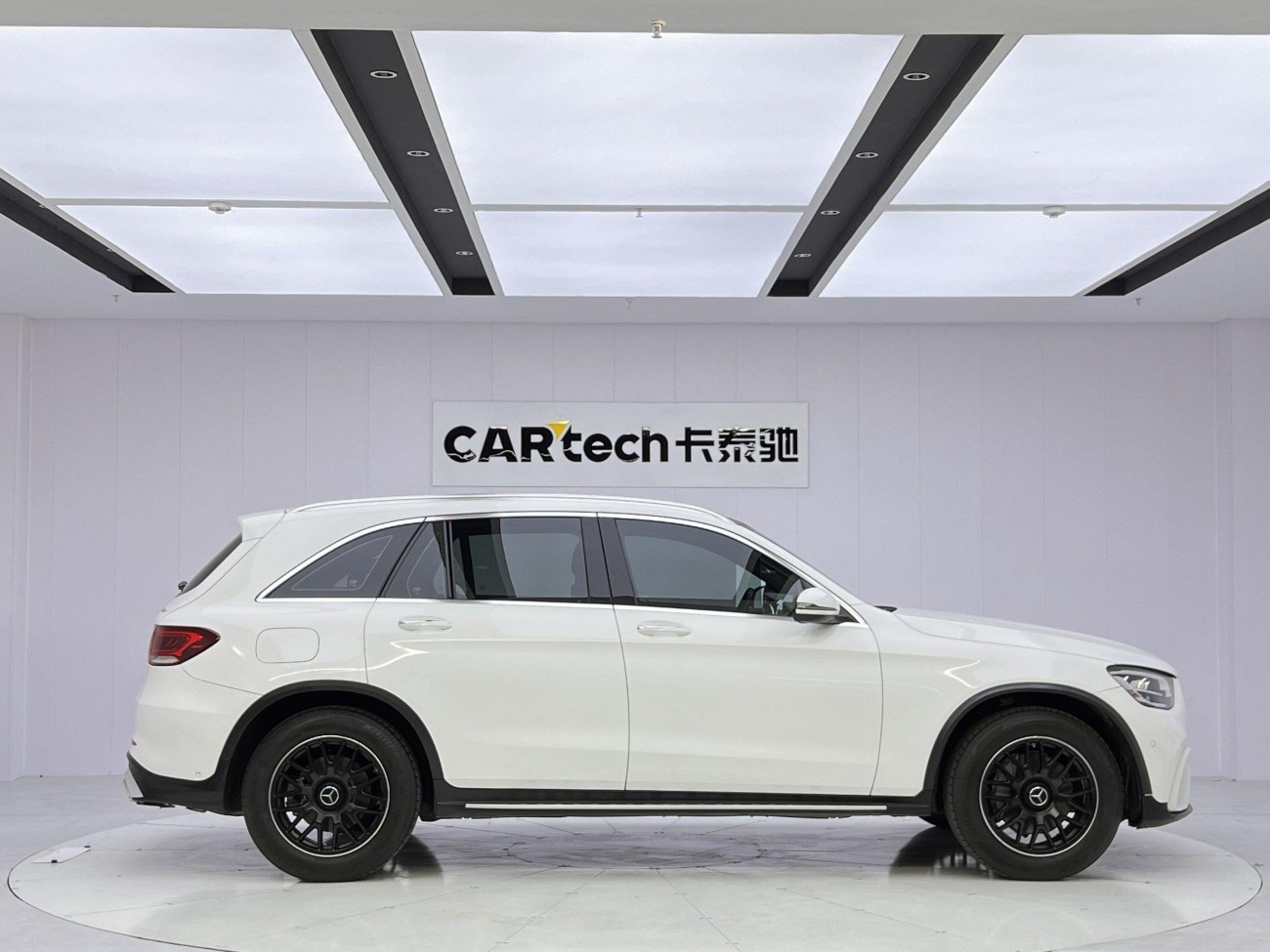 Mercedes-Benz GLC 260 L 2022