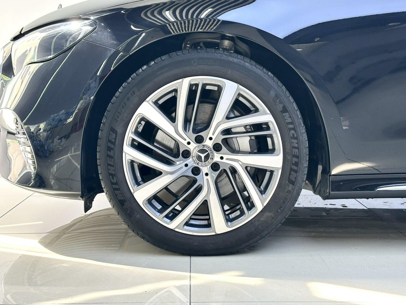 Mercedes-Benz E 300 L 2024