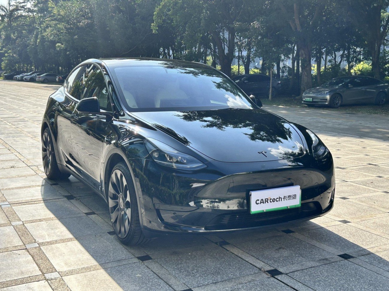 Tesla Model Y 2022
