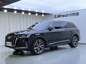 Audi Q7 55 TFSI 2023