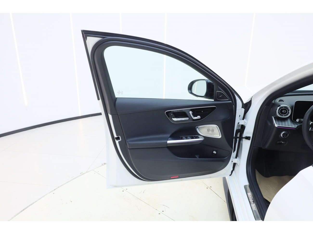 Mercedes-Benz C 260 L 2024