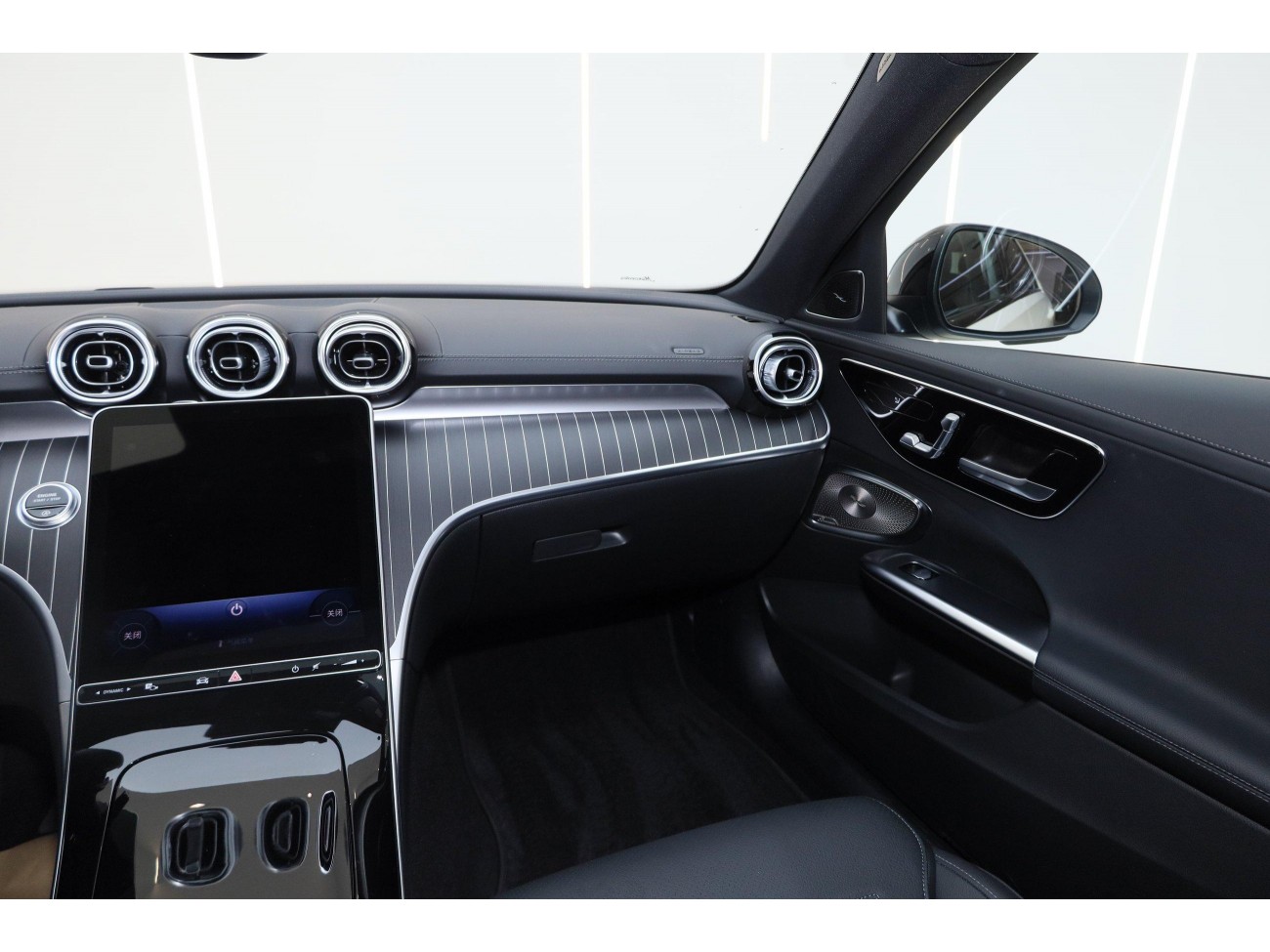 Mercedes-Benz C 260 L 2024
