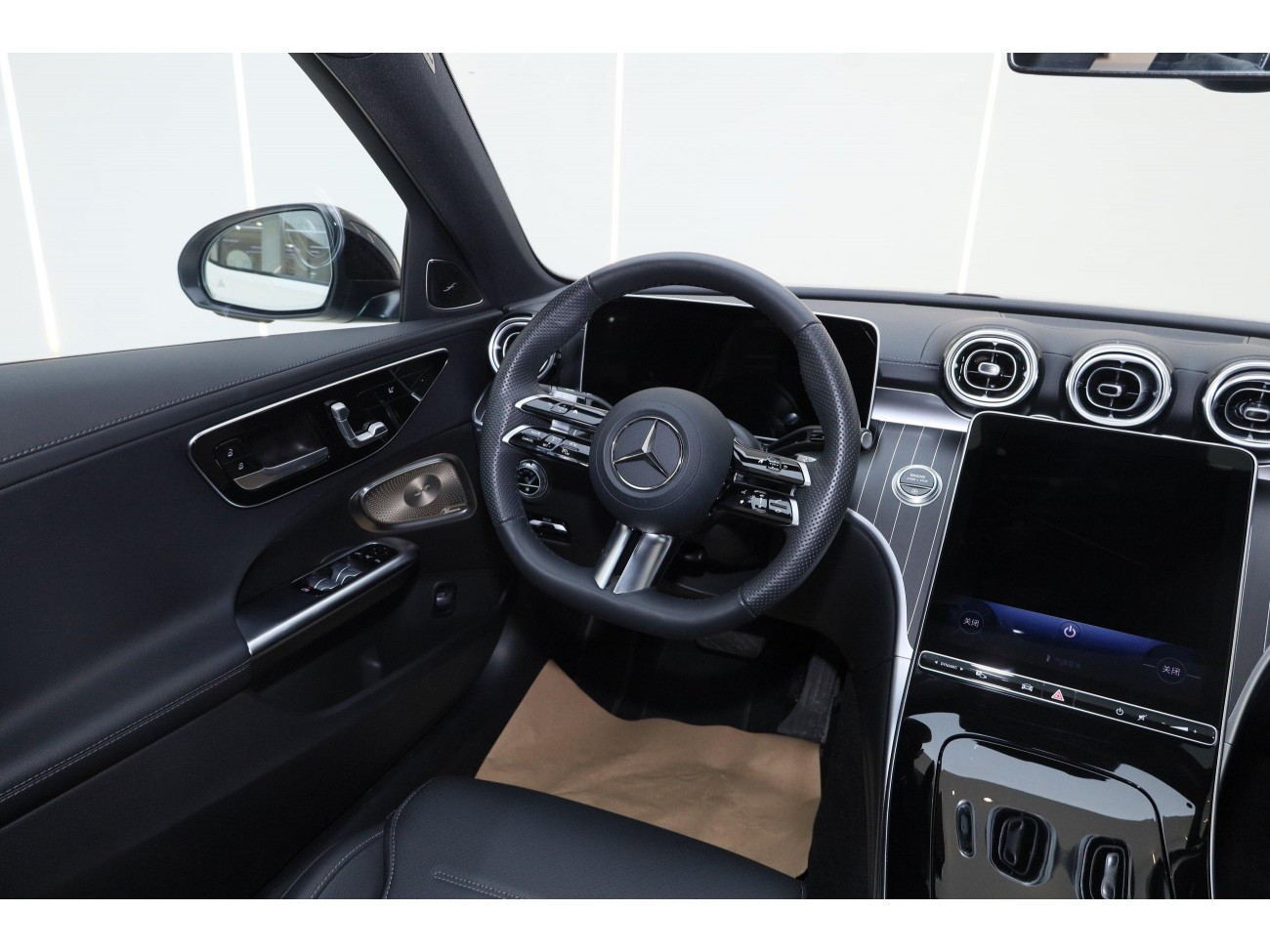 Mercedes-Benz C 260 L 2024