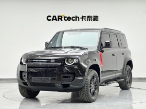 Land Rover Defender 2022