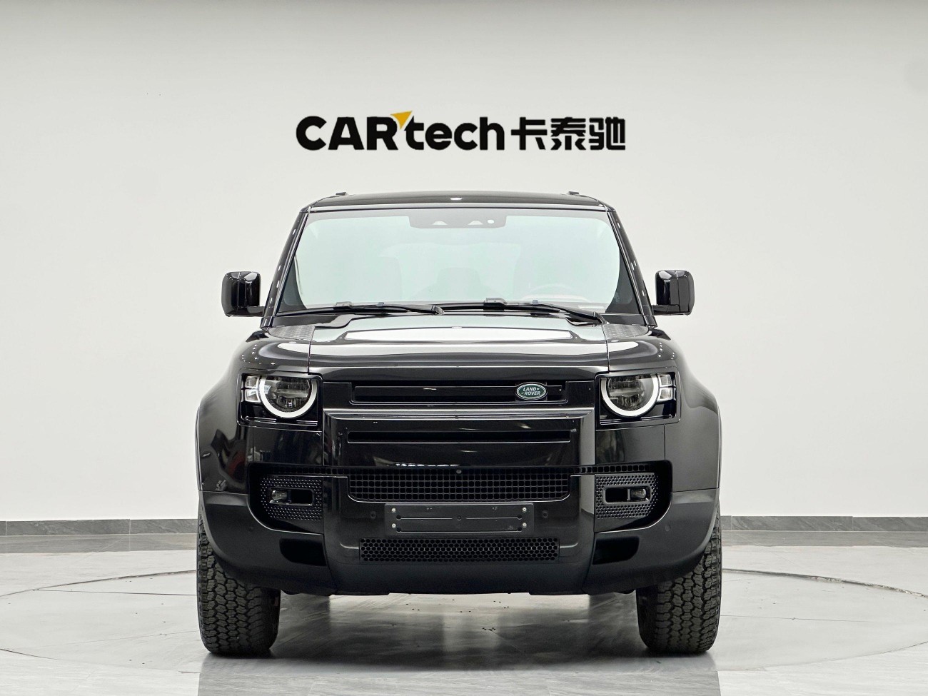 Land Rover Defender 2022