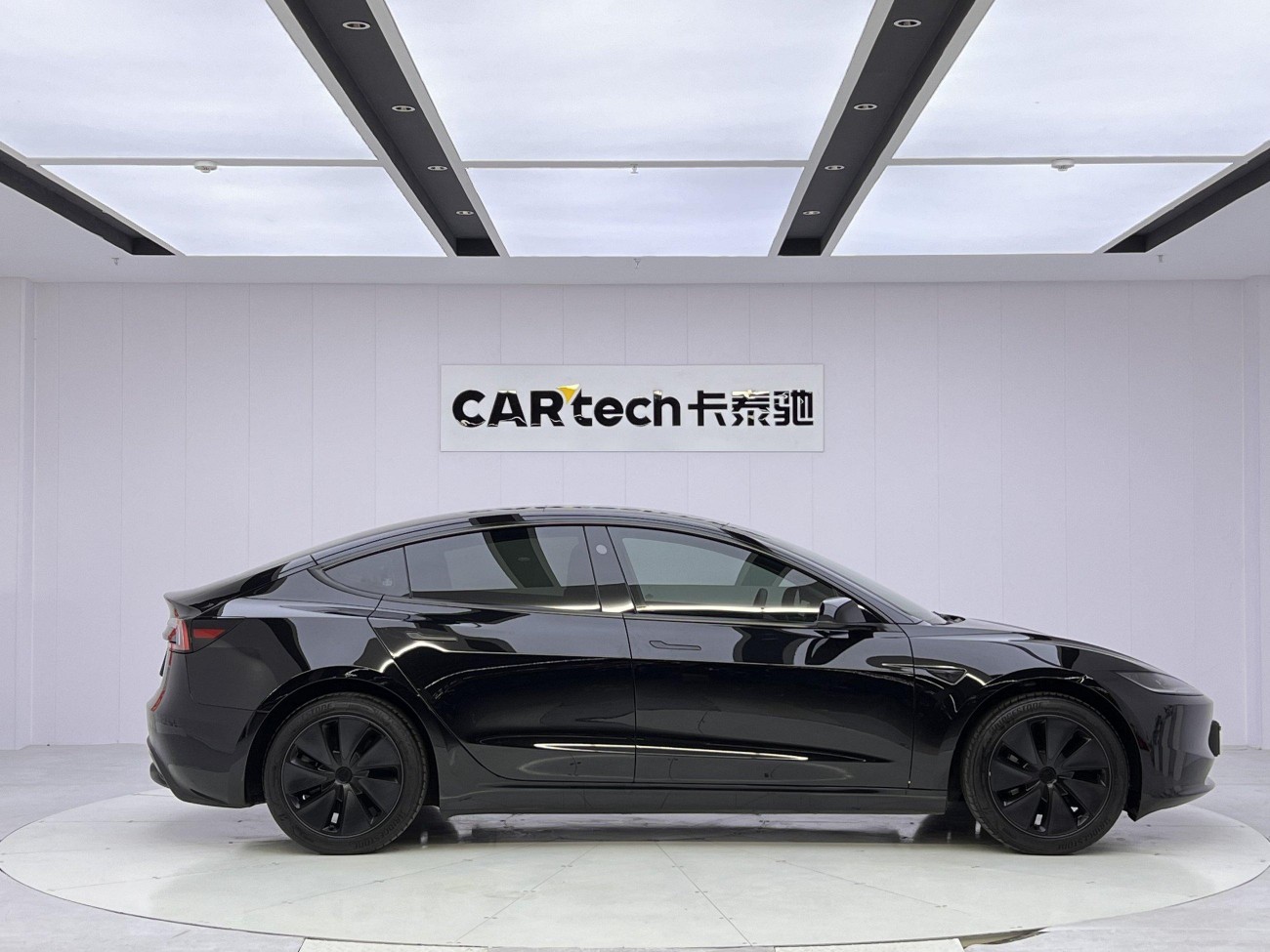 Tesla Model 3 2026