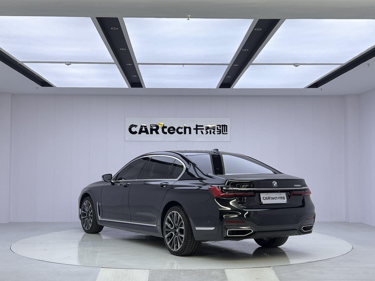 BMW 740Li 2021