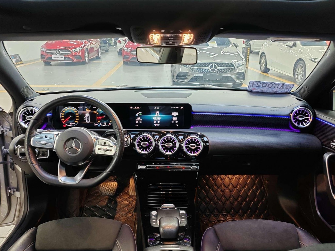 Mercedes-Benz A 200 L 2021