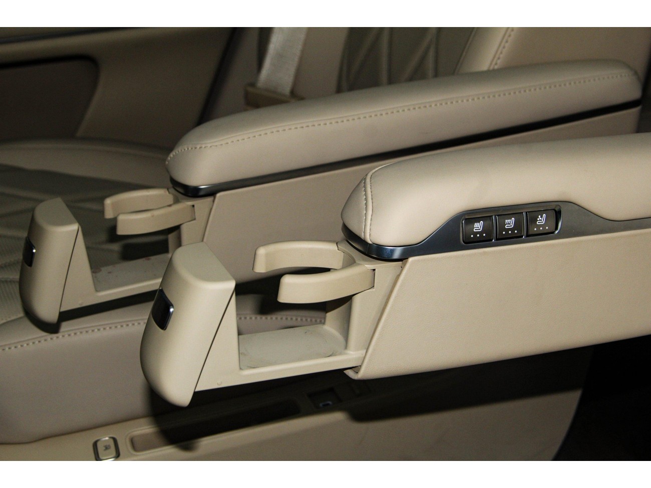 AITO M9 2025