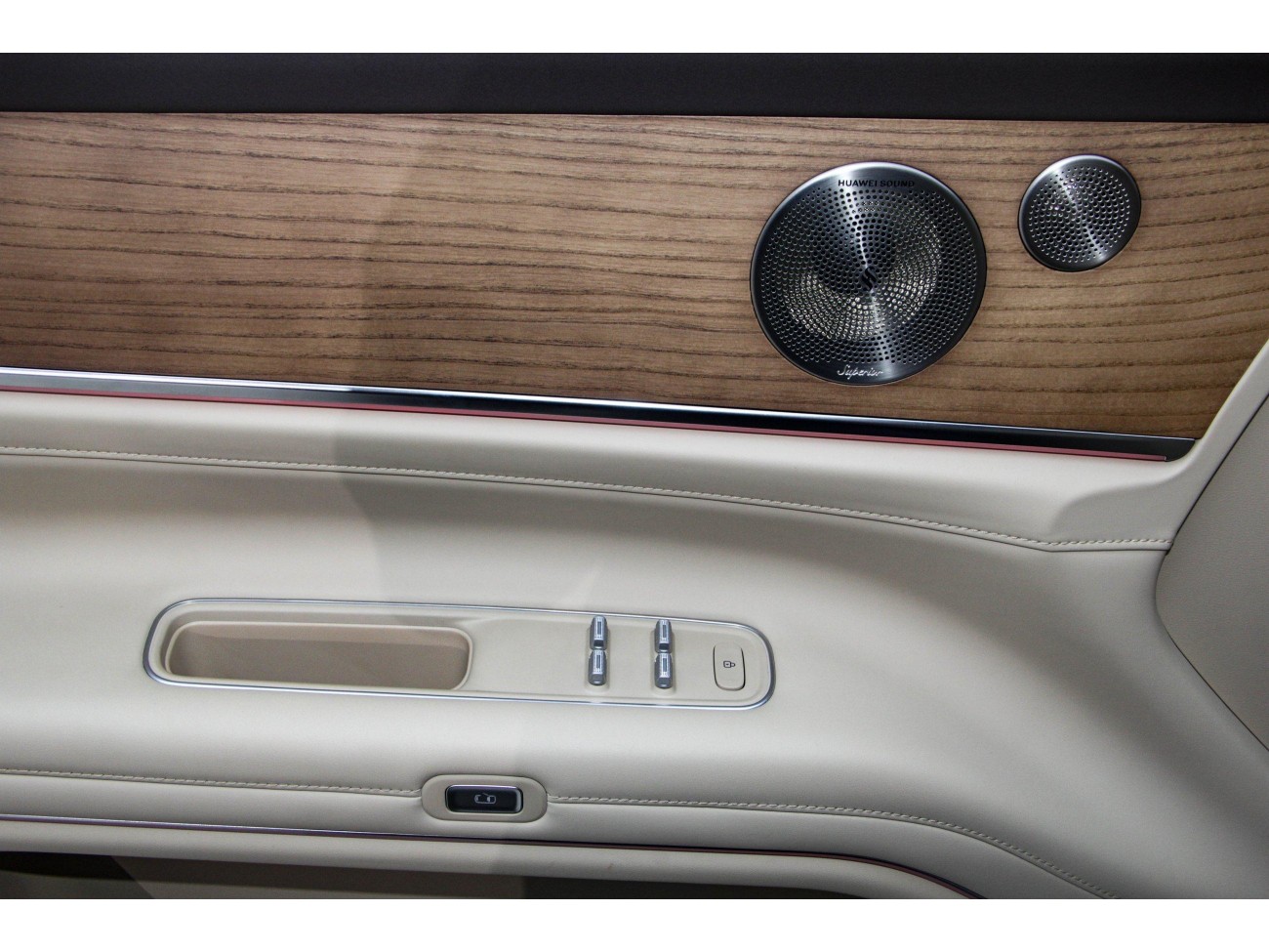 AITO M9 2025