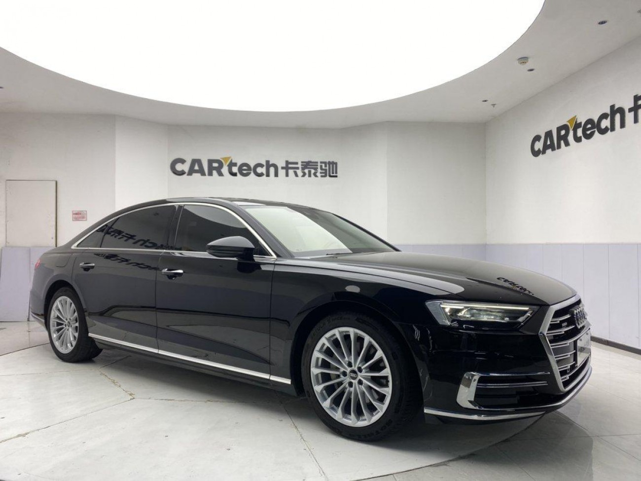 Audi A8L 50 TFSI 2022