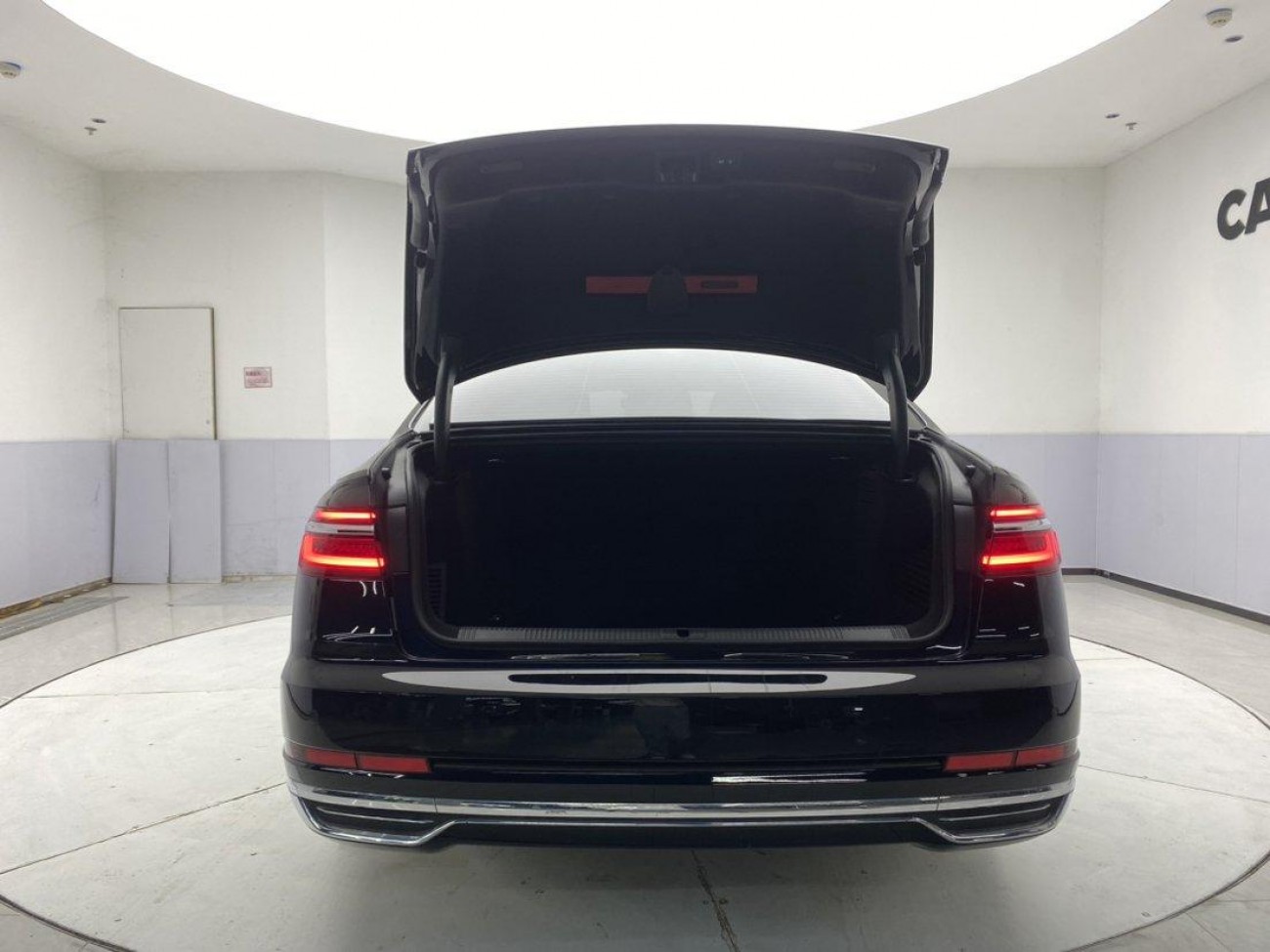 Audi A8L 50 TFSI 2022