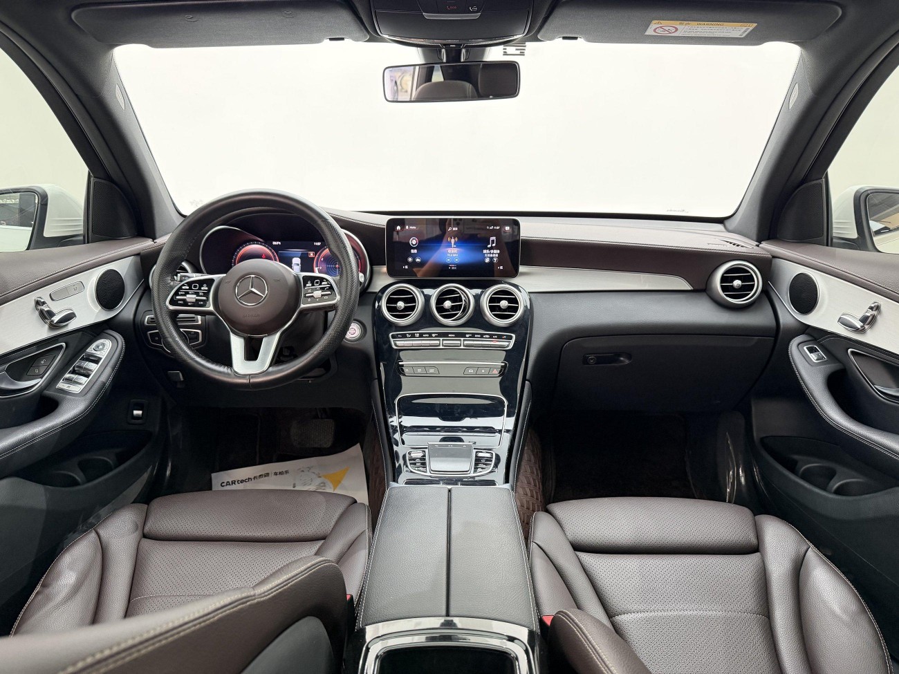 Mercedes-Benz GLC 260 L 2020