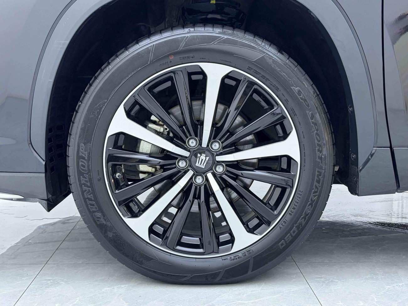 Toyota Crown 2023