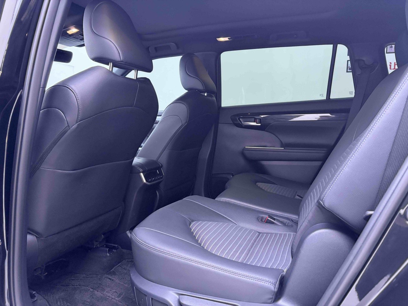 Toyota Crown 2023