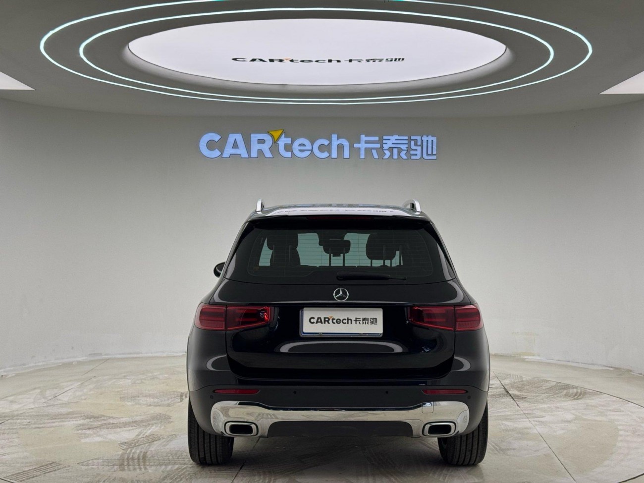 Mercedes-Benz GLB 2023