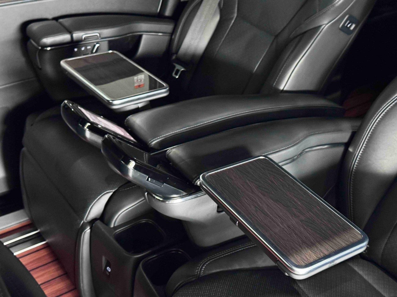 Toyota Alphard 2024